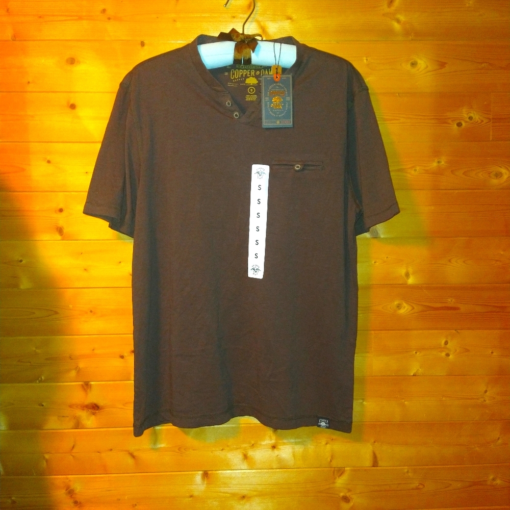 Men's casual t-shirt